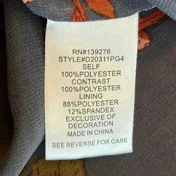 Daniel Rainn | Boho Floral Peasant Blouse, Mixed Materials with Tassels - Picture 8 of 8